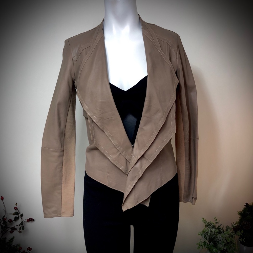 NEW💖La Marque jacket